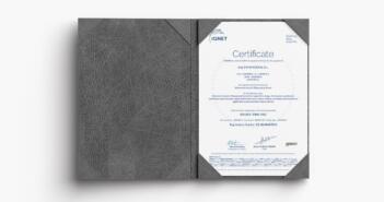 SALTO Systems hat erneut die Zertifizierung gemäß ISO 27001 erhalten, was den hohen Standard des unternehmensweiten Informationssicherheitsmanagements bestätigt.