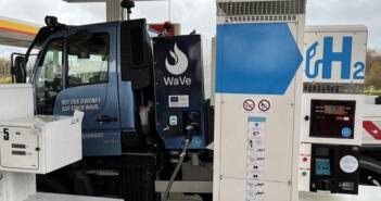 Mercedes-Benz Special Trucks macht Dampf bei der Entwicklung eines Unimog Versuchsfahrzeugs mit Wasserstoff-Verbrennungsmotor Bild: Copyright Daimler Truck AG
